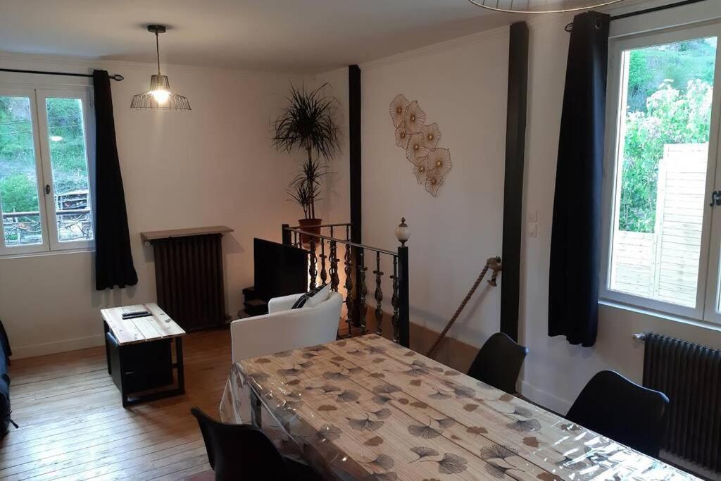 La Petite Maison Dans La Vallee อาวาลง ภายนอก รูปภาพ