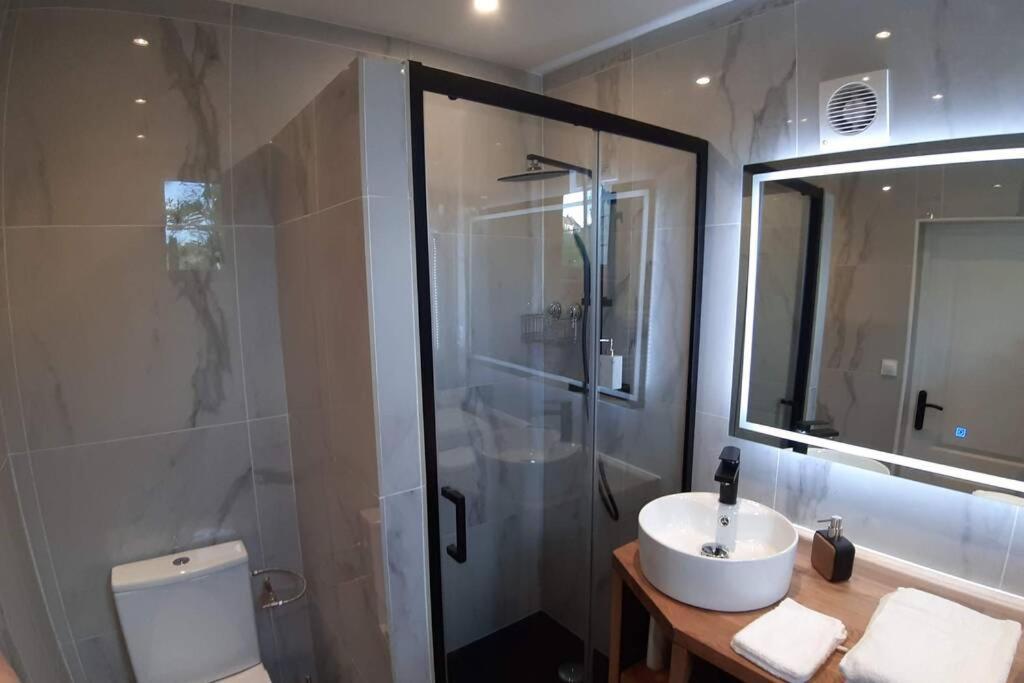 La Petite Maison Dans La Vallee อาวาลง ภายนอก รูปภาพ